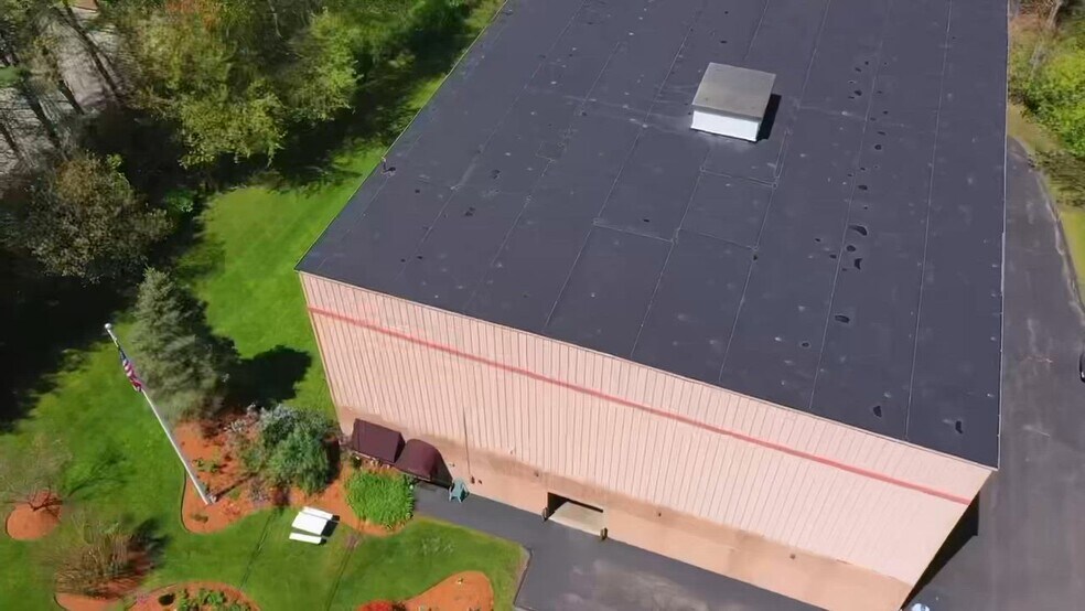 928 Main St, Acton, MA à vendre - Vidéo sur l’inscription commerciale - Image 2 de 5