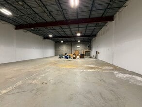 128 Elm Plz, Waterville, ME for lease Interior Photo- Image 1 of 5