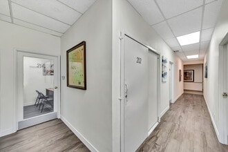 14553 Delano St, Van Nuys, CA for lease Interior Photo- Image 2 of 6
