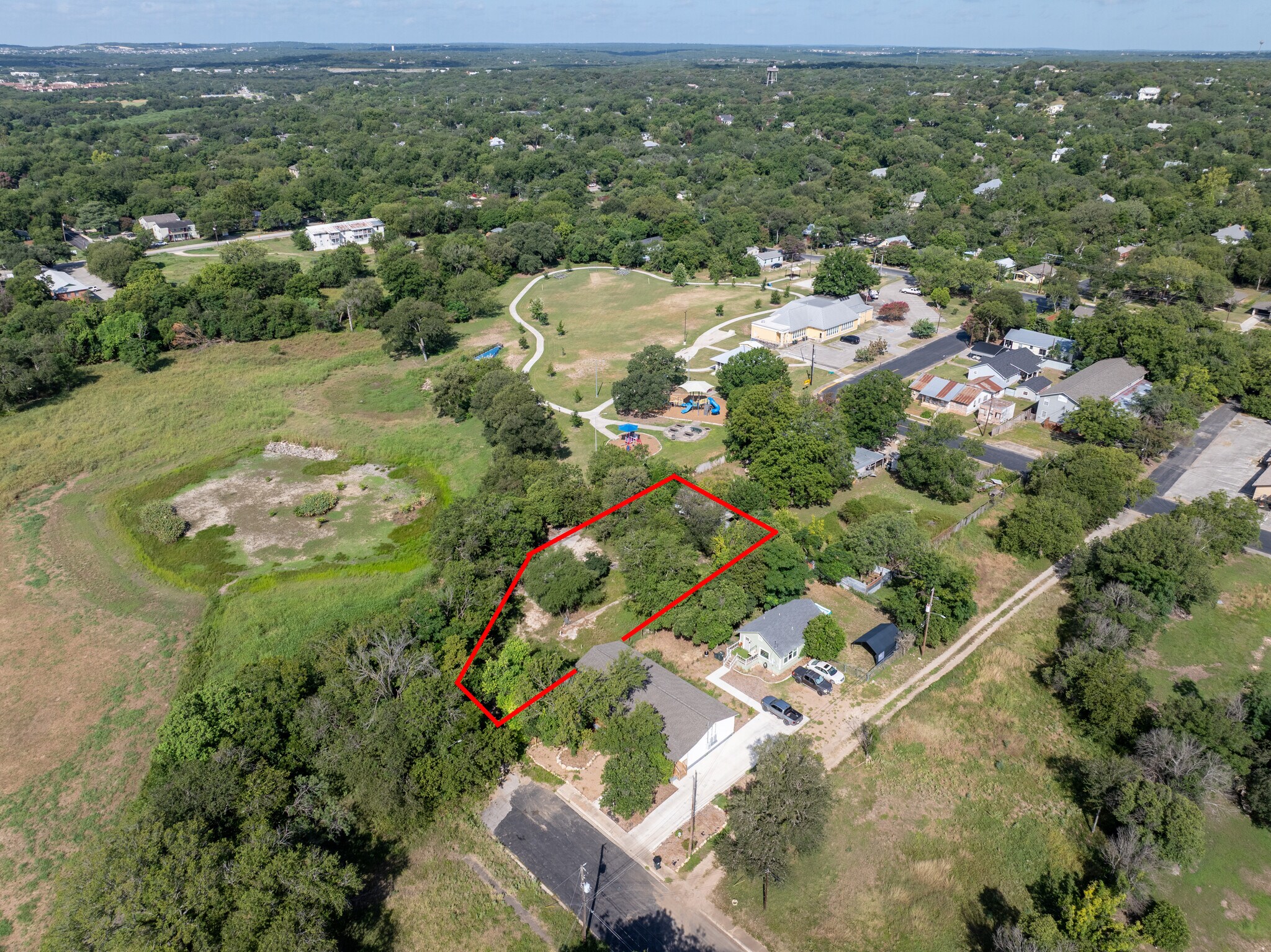 734 Valley St, San Marcos, TX for sale Primary Photo- Image 1 of 22