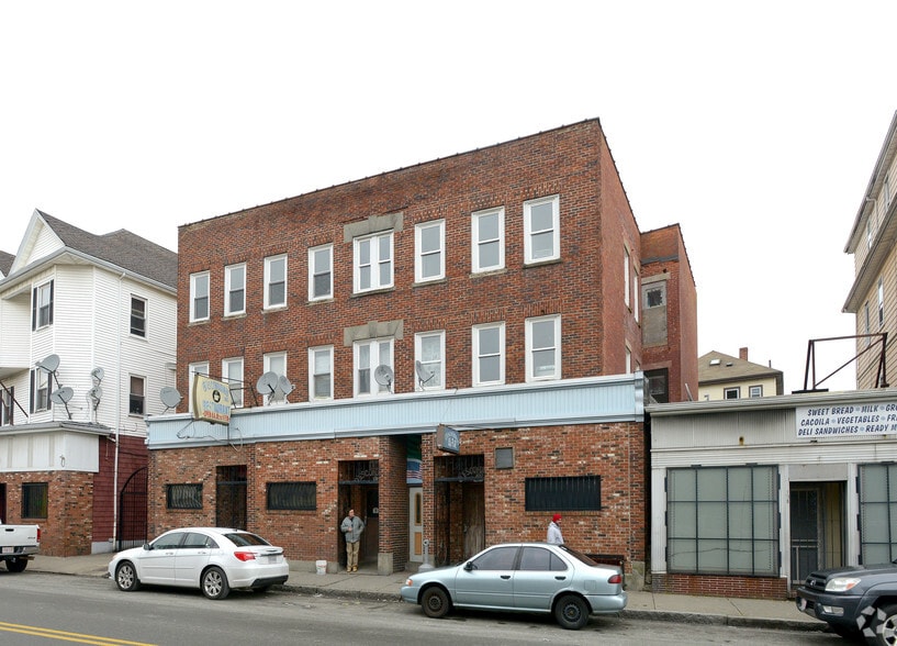 110-114 County St, New Bedford, MA for sale - Primary Photo - Image 1 of 25