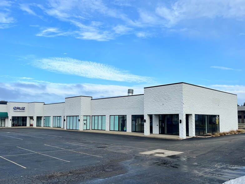 6650 Highland Rd, Waterford, MI for lease - Building Photo - Image 3 of 9