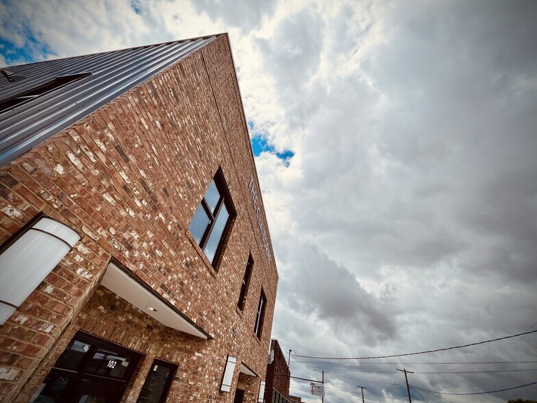 125-127 E Prince St, Gallatin, TN à louer - Photo du bâtiment - Image 3 de 13