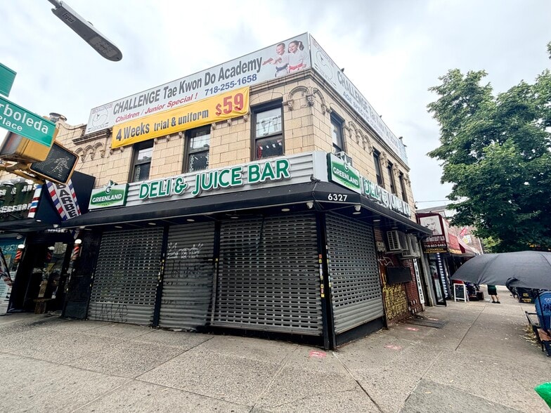6327 Roosevelt Ave, Woodside, NY for lease - Building Photo - Image 2 of 10