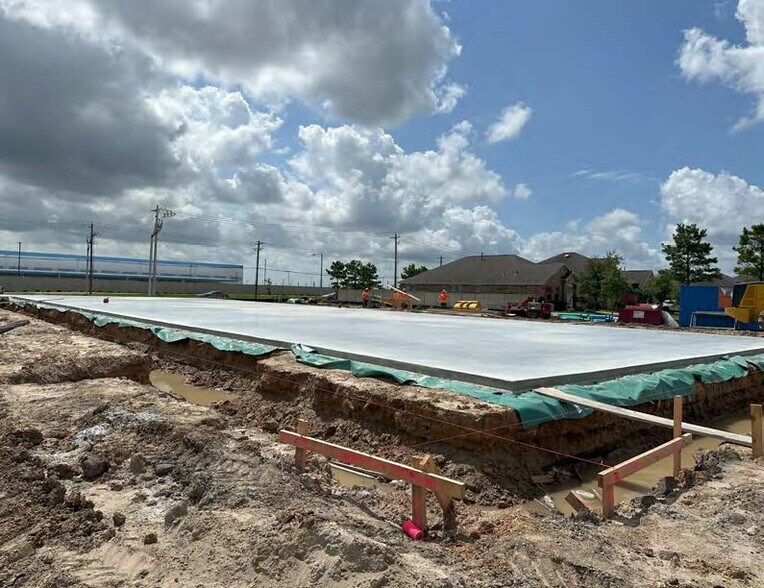 League City Parkway @ Tuscan Lakes Blvd, League City, TX for lease - Building Photo - Image 3 of 6