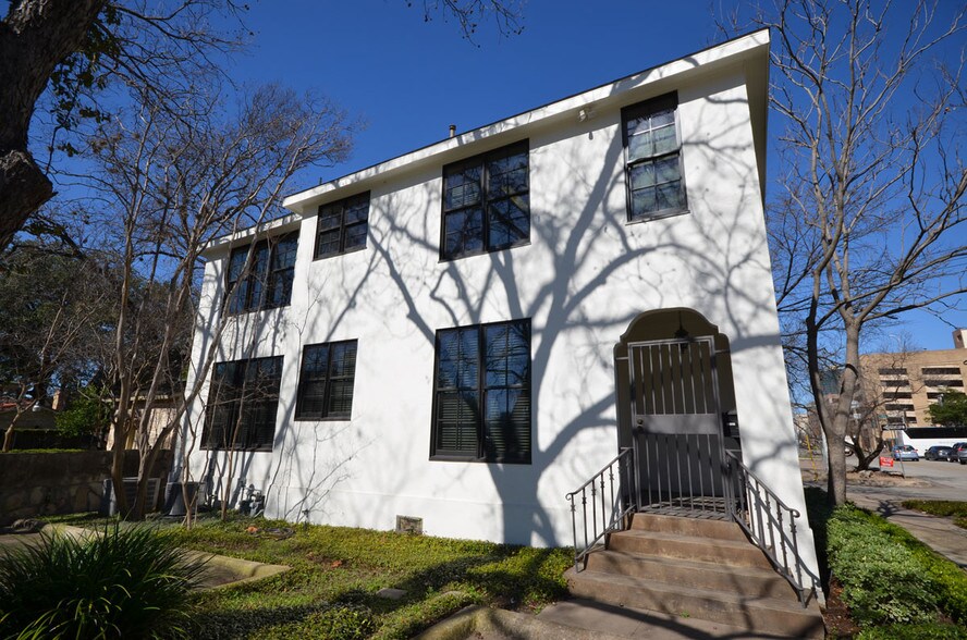 1402 San Antonio St, Austin, TX à louer - Photo du bâtiment - Image 1 de 7