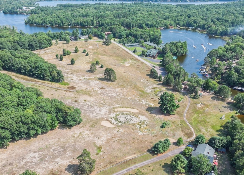 3801 Eagle Waters Rd, Eagle River, WI for sale - Building Photo - Image 2 of 27
