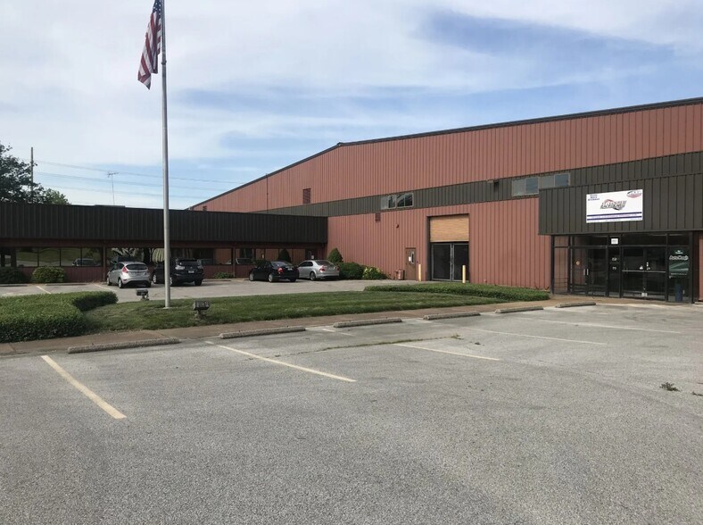 8801 Frost Ave, Hazelwood, MO for sale - Building Photo - Image 2 of 13