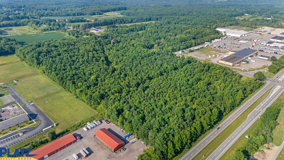 563 Ohio 7, Brookfield, OH à vendre - Photo du bâtiment - Image 3 de 5