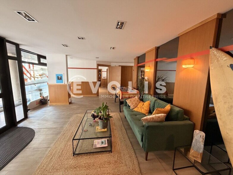Office in Bordeaux for sale - Building Photo - Image 2 of 10
