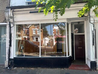 Plus de détails pour 192 Stanley Rd, Teddington - Commerce de détail à louer