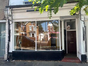 192 Stanley Rd, Teddington à louer Photo du bâtiment- Image 1 de 1