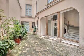Plus de détails pour 25 Rue De Buci, Paris - Bureau à louer