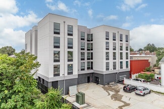 More details for 141-147 Crooks Ave, Paterson, NJ - Retail for Lease