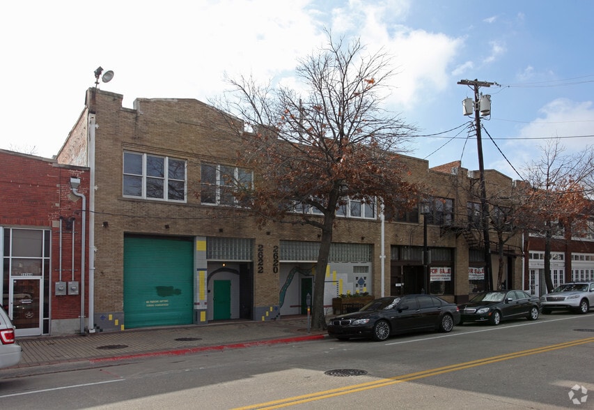 2616-2618 Main St, Dallas, TX for lease - Primary Photo - Image 1 of 7