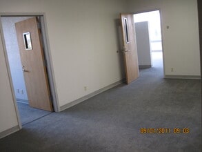 3900 NewPark Mall Rd, Newark, CA à louer Photo intérieure- Image 2 de 3