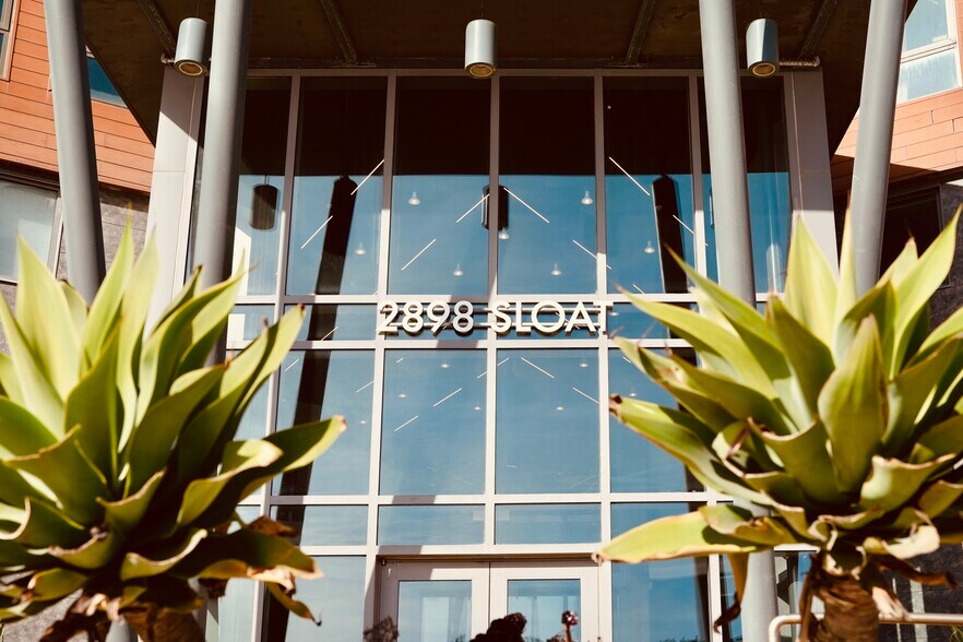 2800 Sloat Blvd, San Francisco, CA à louer - Photo du bâtiment - Image 3 de 5