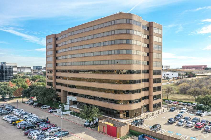 1431 Greenway Dr, Irving, TX for lease - Building Photo - Image 1 of 19