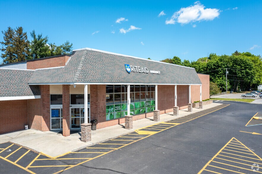 40-48 Vassar Rd, Poughkeepsie, NY for lease - Building Photo - Image 2 of 39