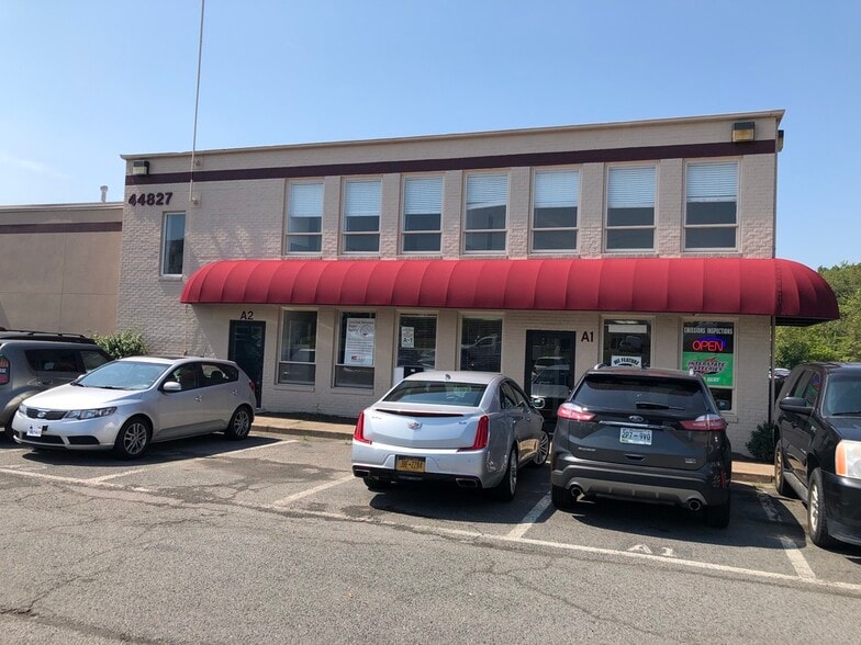 44827 Old Ox Rd, Sterling, VA for lease - Primary Photo - Image 1 of 1