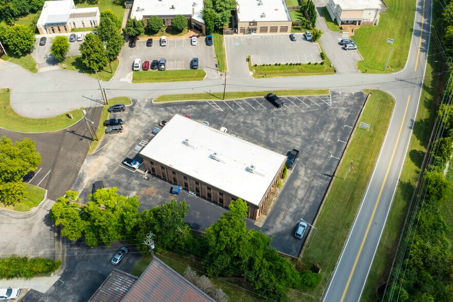 7113 Peach Ct, Brentwood, TN à louer - Photo intérieure - Image 3 de 11