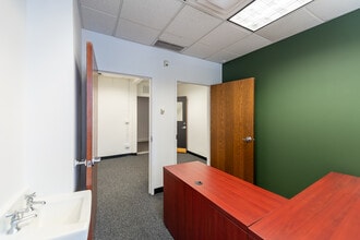 29 E Madison St, Chicago, IL for lease Interior Photo- Image 2 of 5
