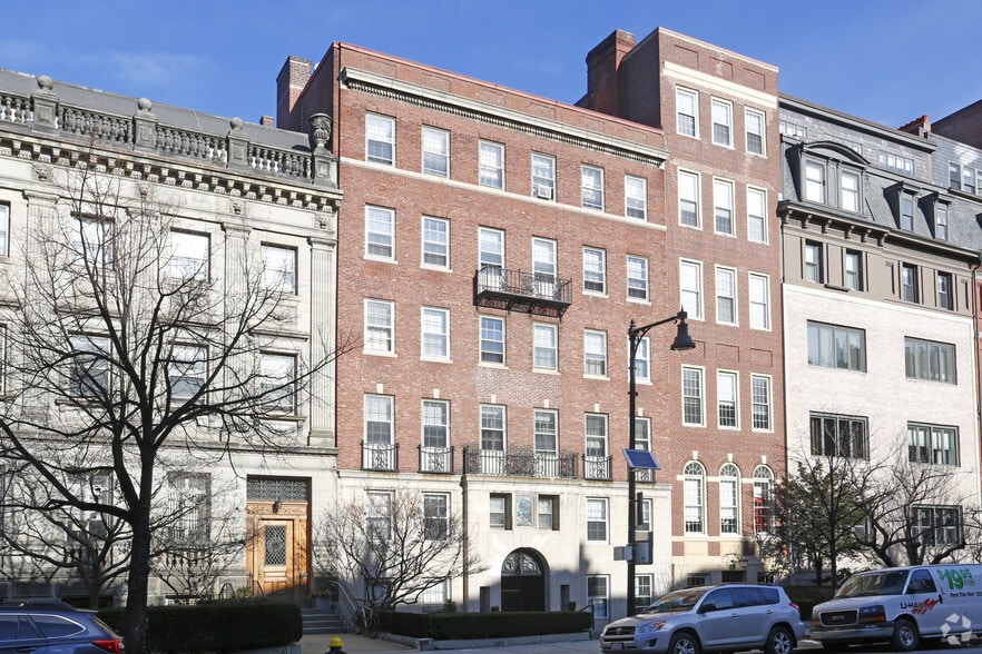 264 Beacon St, Boston, MA for lease - Primary Photo - Image 1 of 3