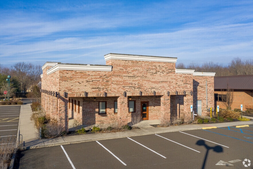 903 Route 73 S, Marlton, NJ for lease - Primary Photo - Image 1 of 9