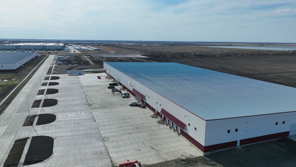 3401 N 46th Ave, Fargo, ND for lease - Commercial Listing Video - Image 2 of 18