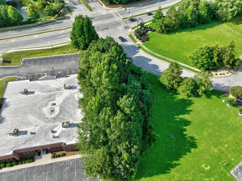 500 W Lanier Ave, Fayetteville, GA for lease - Building Photo - Image 3 of 14