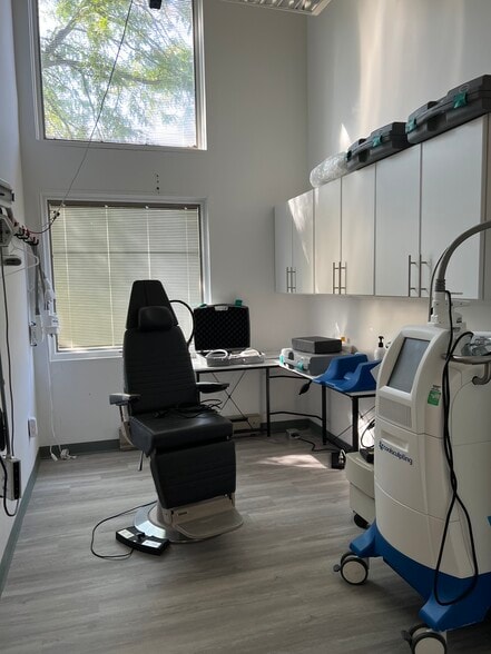 505 Goffle Rd, Ridgewood, NJ for sale - Interior Photo - Image 3 of 7