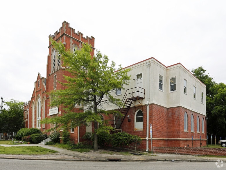 739 Yarmouth St, Norfolk, VA for lease - Building Photo - Image 3 of 9