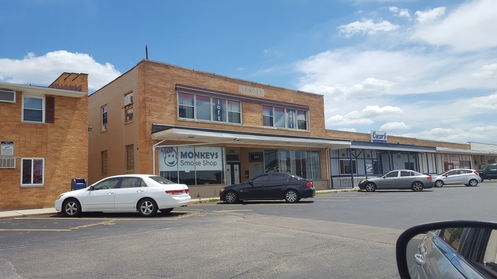 324-328 N Dixie Dr, Vandalia, OH for lease Primary Photo- Image 1 of 36