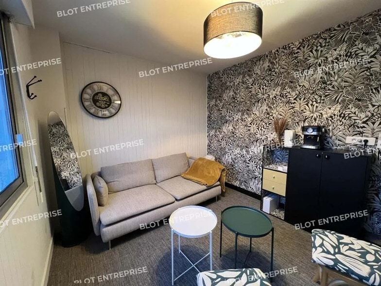 Bureau dans Noyal-sur-Vilaine à louer - Photo intérieure - Image 2 de 5