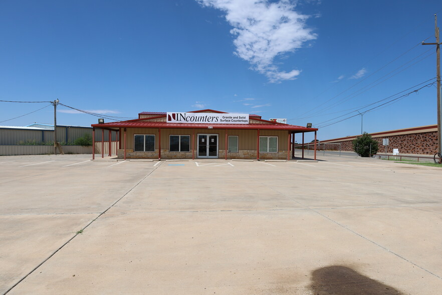 7301 Marsha Sharp Fwy, Lubbock, TX à vendre - Photo du bâtiment - Image 1 de 1