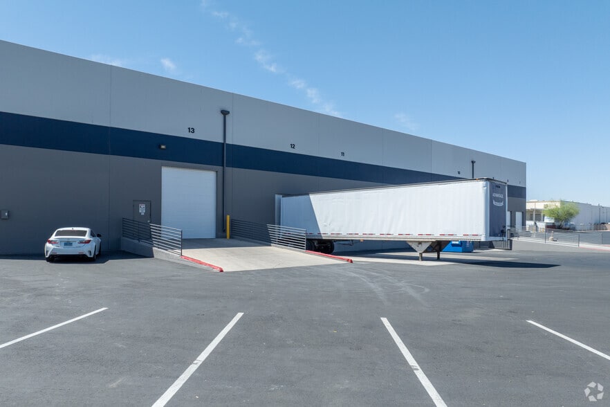 3940 E Craig Rd, North Las Vegas, NV for lease - Building Photo - Image 2 of 3