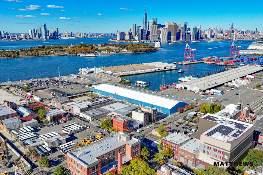 143 Conover St, Brooklyn, NY for sale - Building Photo - Image 2 of 3