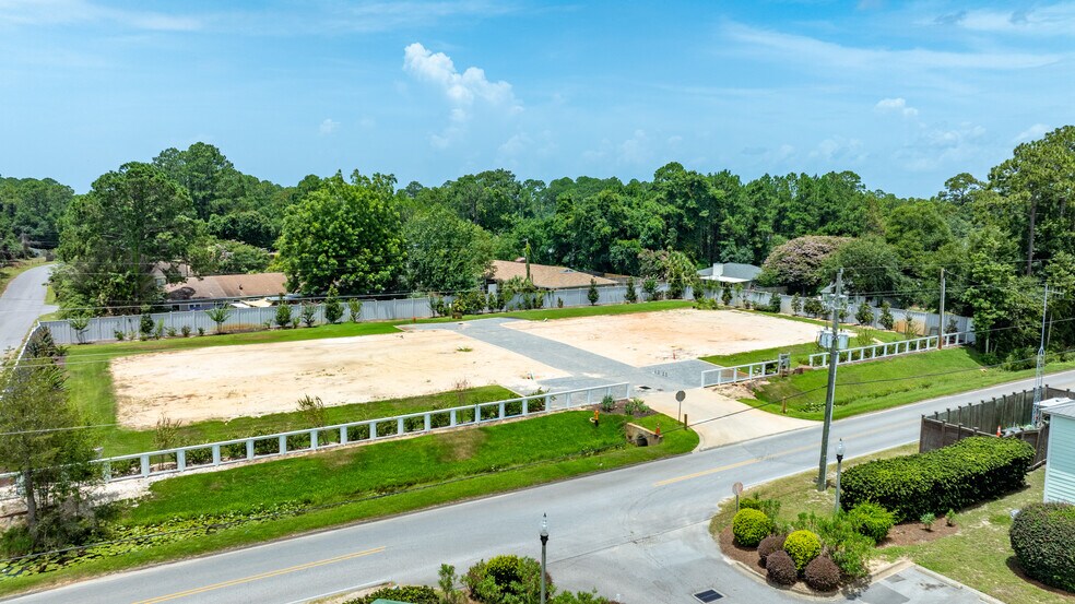 95 Don Bishop rd, Santa Rosa Beach, FL for sale - Building Photo - Image 2 of 7