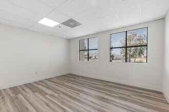 3027 E Sunset Rd, Las Vegas, NV for lease Interior Photo- Image 2 of 9