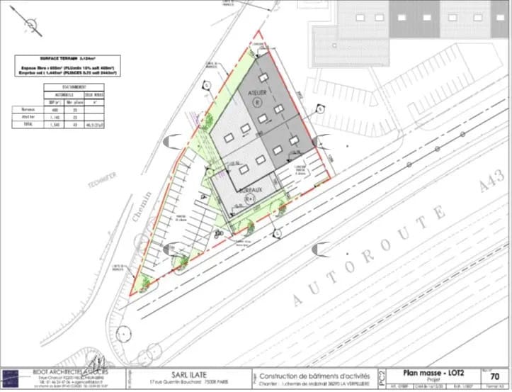 Flex in La Verpillière for lease - Building Photo - Image 2 of 8