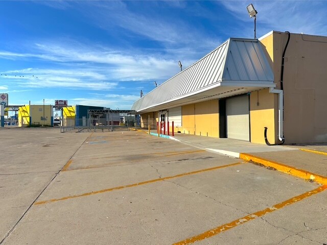 616 US Highway 181, Taft, TX à vendre - Photo du bâtiment - Image 2 de 29