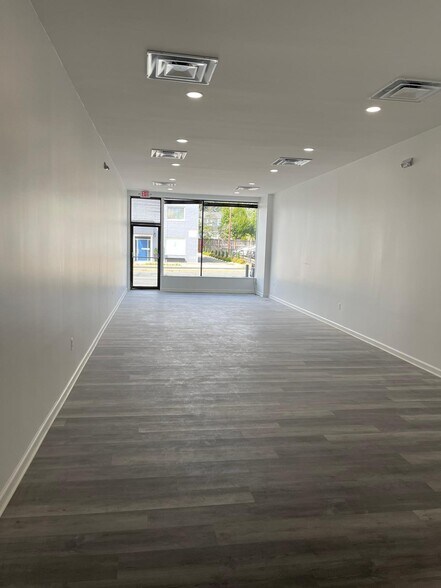 4788-4790 Langston Blvd, Arlington, VA à vendre - Photo intérieure - Image 3 de 5