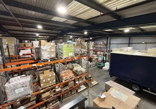 22 Espley Ct, Newcastle Upon Tyne for lease Interior Photo- Image 2 of 6