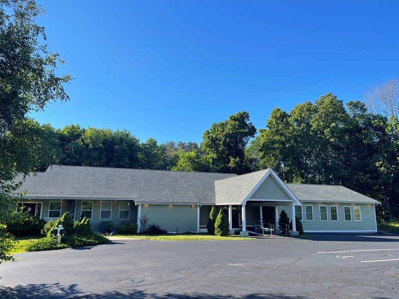 206 Turnpike Rd, Southborough, MA for sale - Building Photo - Image 1 of 1