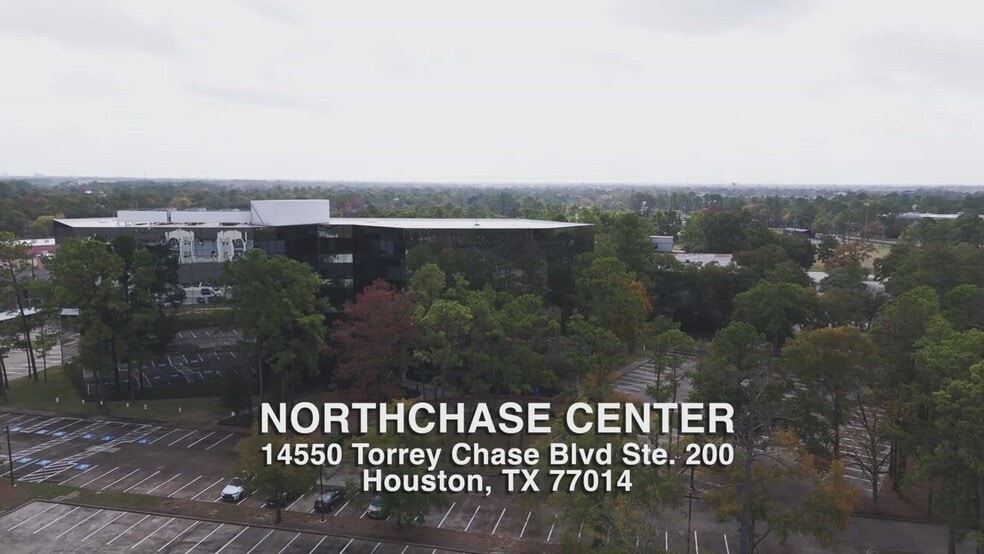14550 Torrey Chase Blvd, Houston, TX à louer - Vidéo sur l’inscription commerciale - Image 2 de 21
