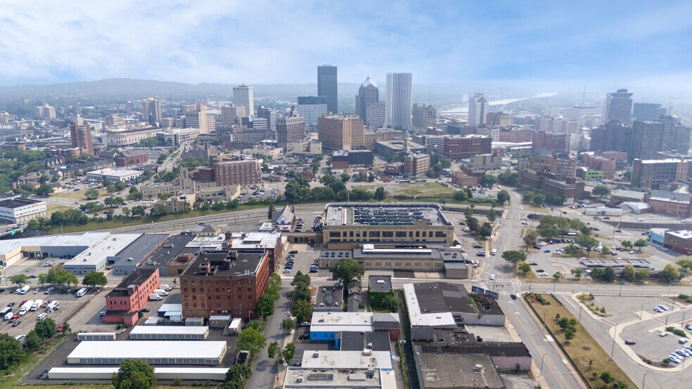 416 Central Ave, Rochester, NY à vendre - Photo du bâtiment - Image 3 de 11