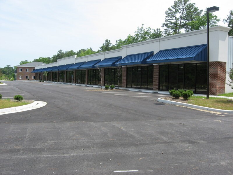 4732-4766 George Washington Memoria Hwy, Hayes, VA à louer Photo du bâtiment- Image 1 de 5