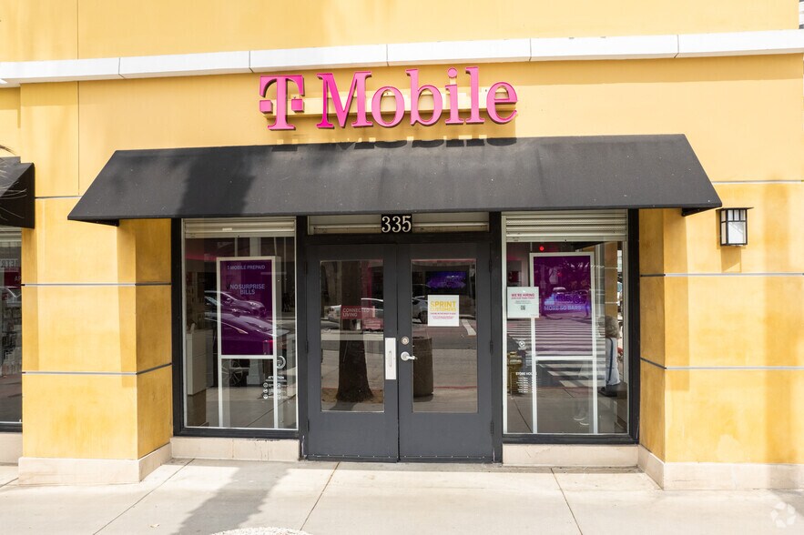 319-335 Wilshire Blvd, Santa Monica, CA à louer - Photo du bâtiment - Image 3 de 4