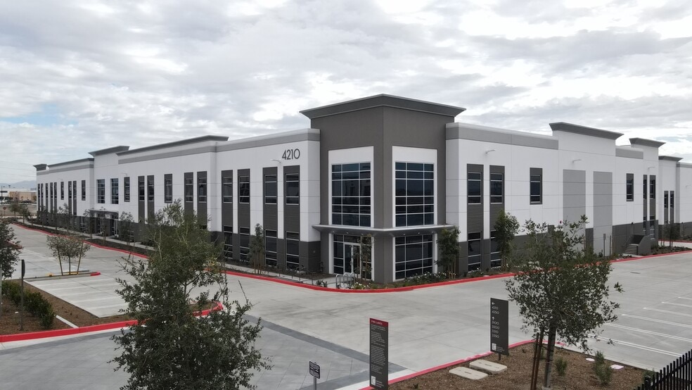 4210 E Riverside Dr, Ontario, CA for lease - Building Photo - Image 1 of 11