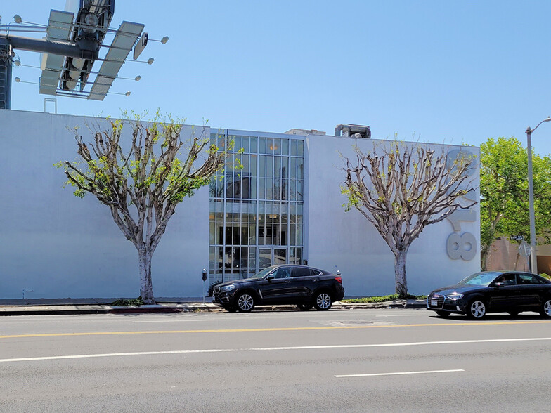 8170 Beverly Blvd, Los Angeles, CA for lease - Building Photo - Image 1 of 6